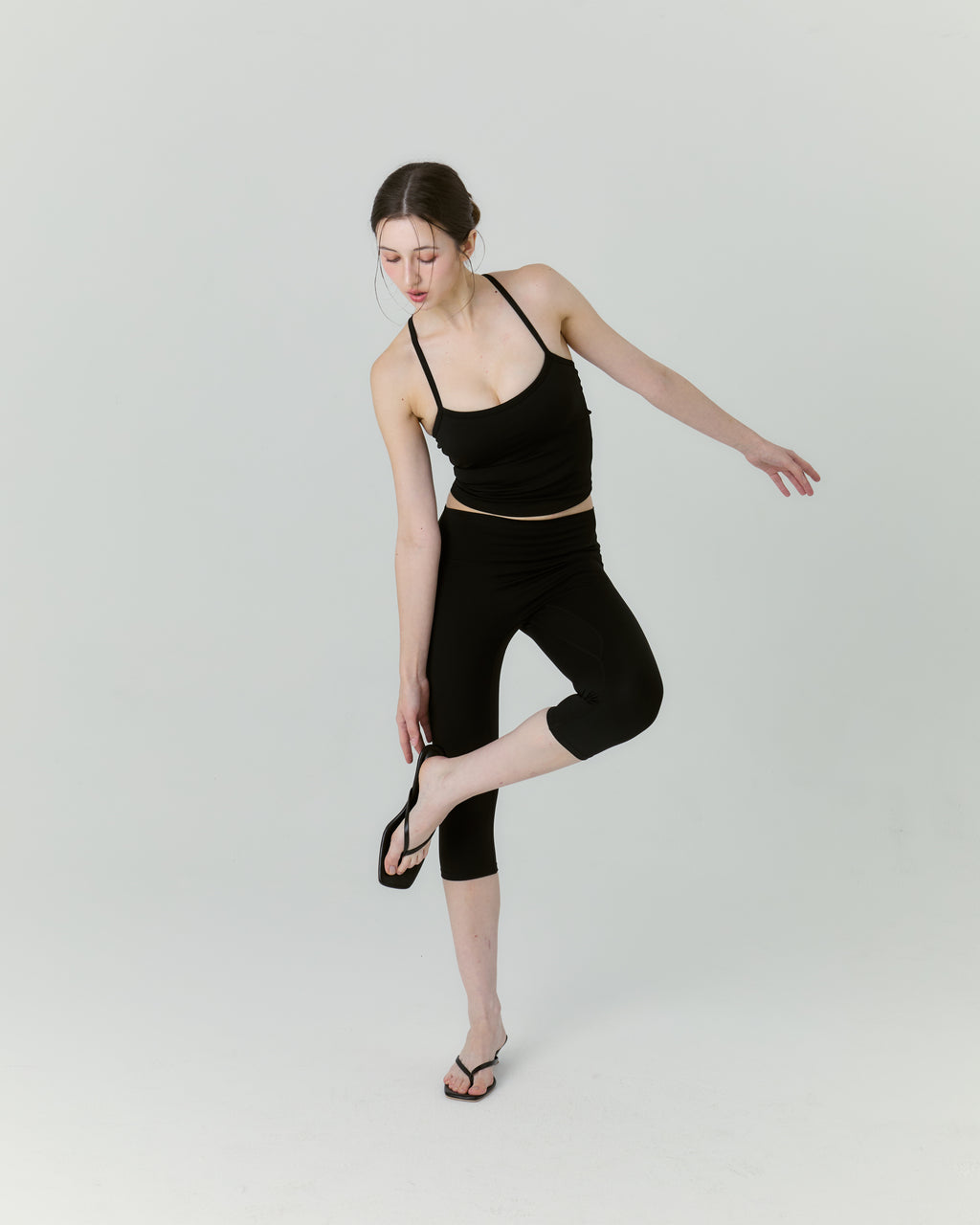 Elysian Cropped Leggings